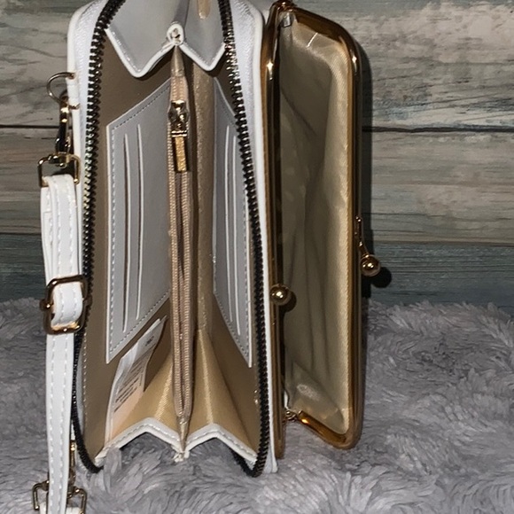 Elegant Crossbody bag - Picture 5 of 9